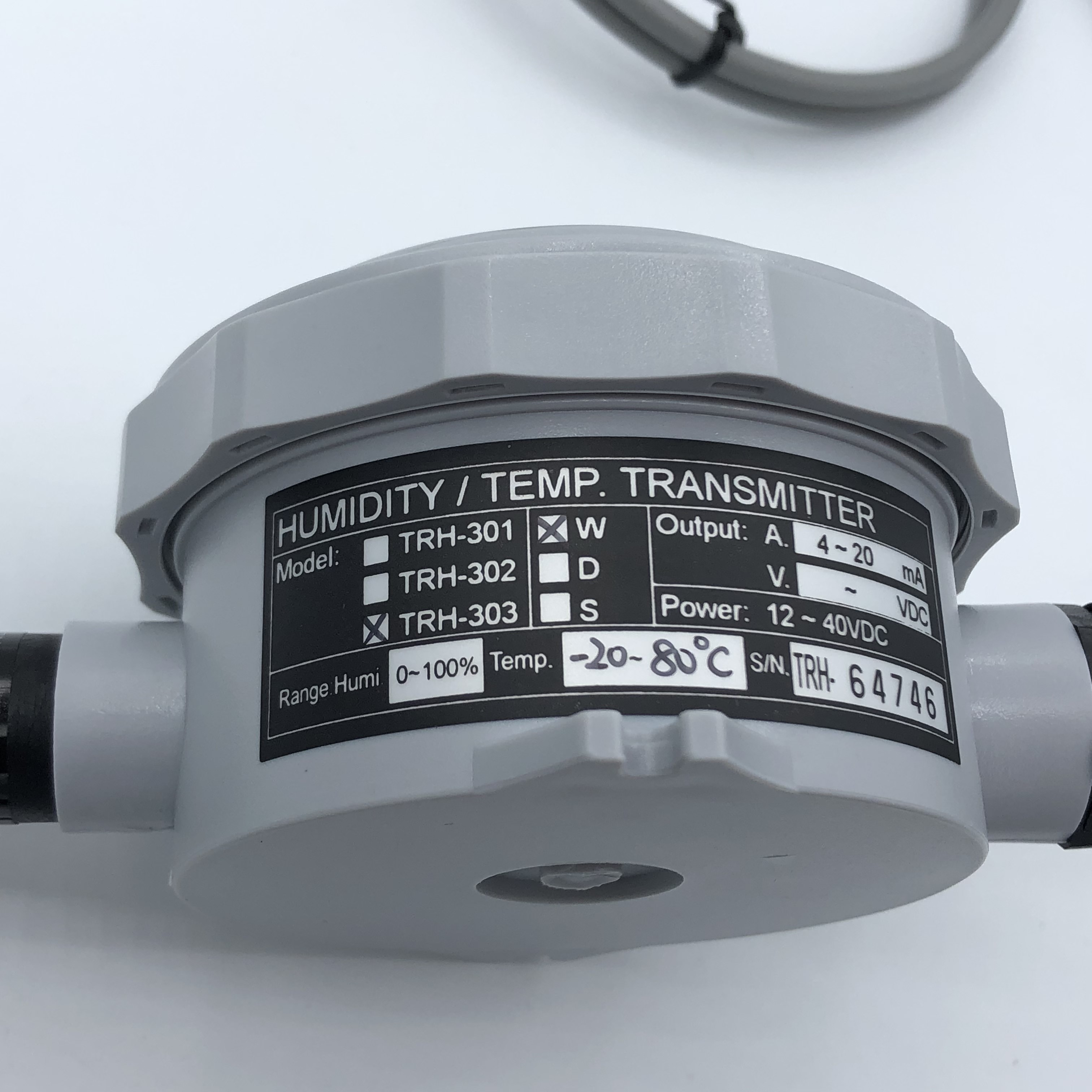 TRH-303 Temperature humidity monitor spec label.jpg